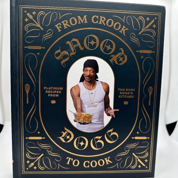 From Crook to Cook, Snoop Dogg Cook Book - Picture 1 of 5